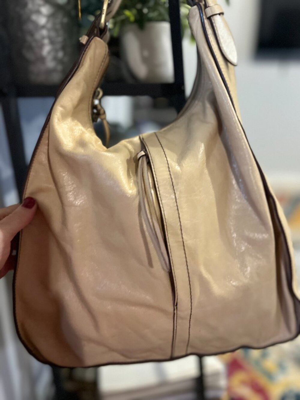 HOBO Cream Leather Shoulder Bag Hobo Purse EUC - Picture 2 of 8